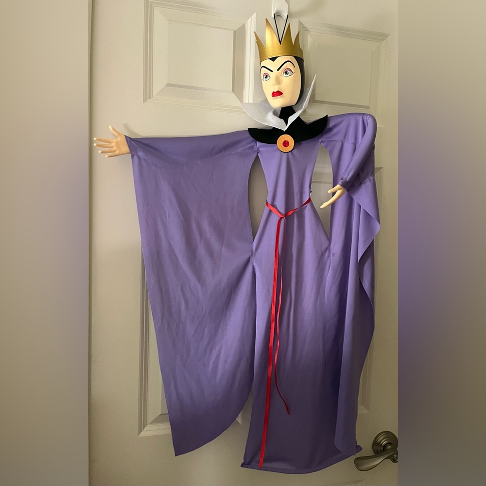 Disney Evil Queen Hanging Poseable Decoration Halloween Party Decor